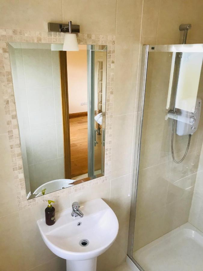 위클로 Oak Trees Corner Stylish , Relaxing , Getaway 아파트 외부 사진